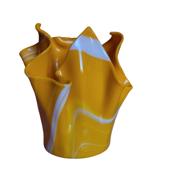 Yellow Slag Glass Handkerchief Vase w/ White Swirl Vintage Murano Style - Picture 6 of 8